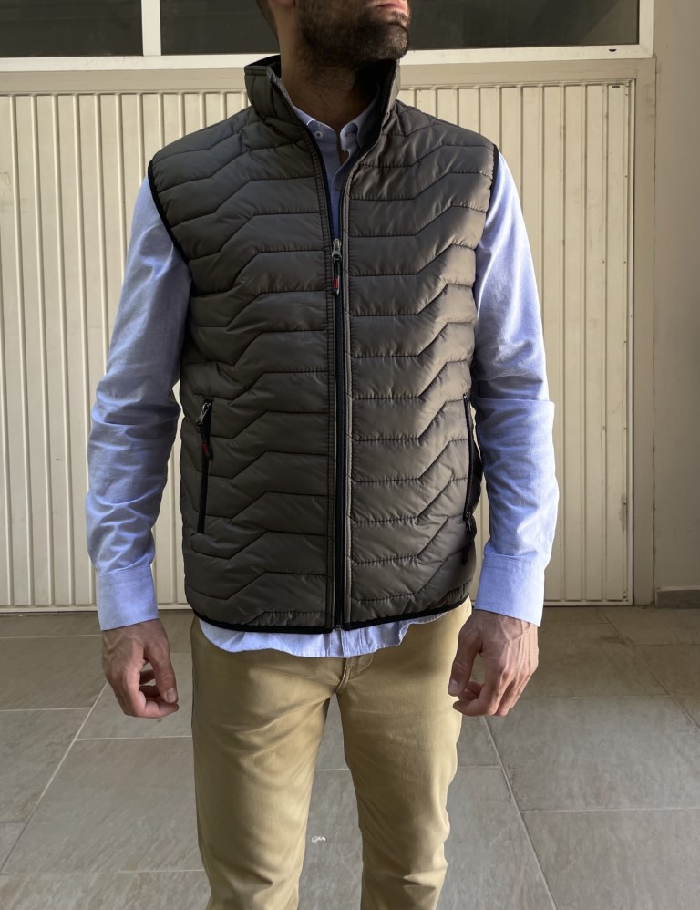 Ανδρικό χακί καπιτονέ αμάνικο μπουφάν BC24911X φωτογραφία